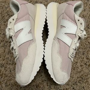 COPY - Women's New Balance